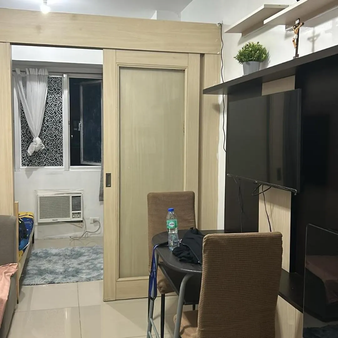 Chays Place Manila 0*,  Philippines